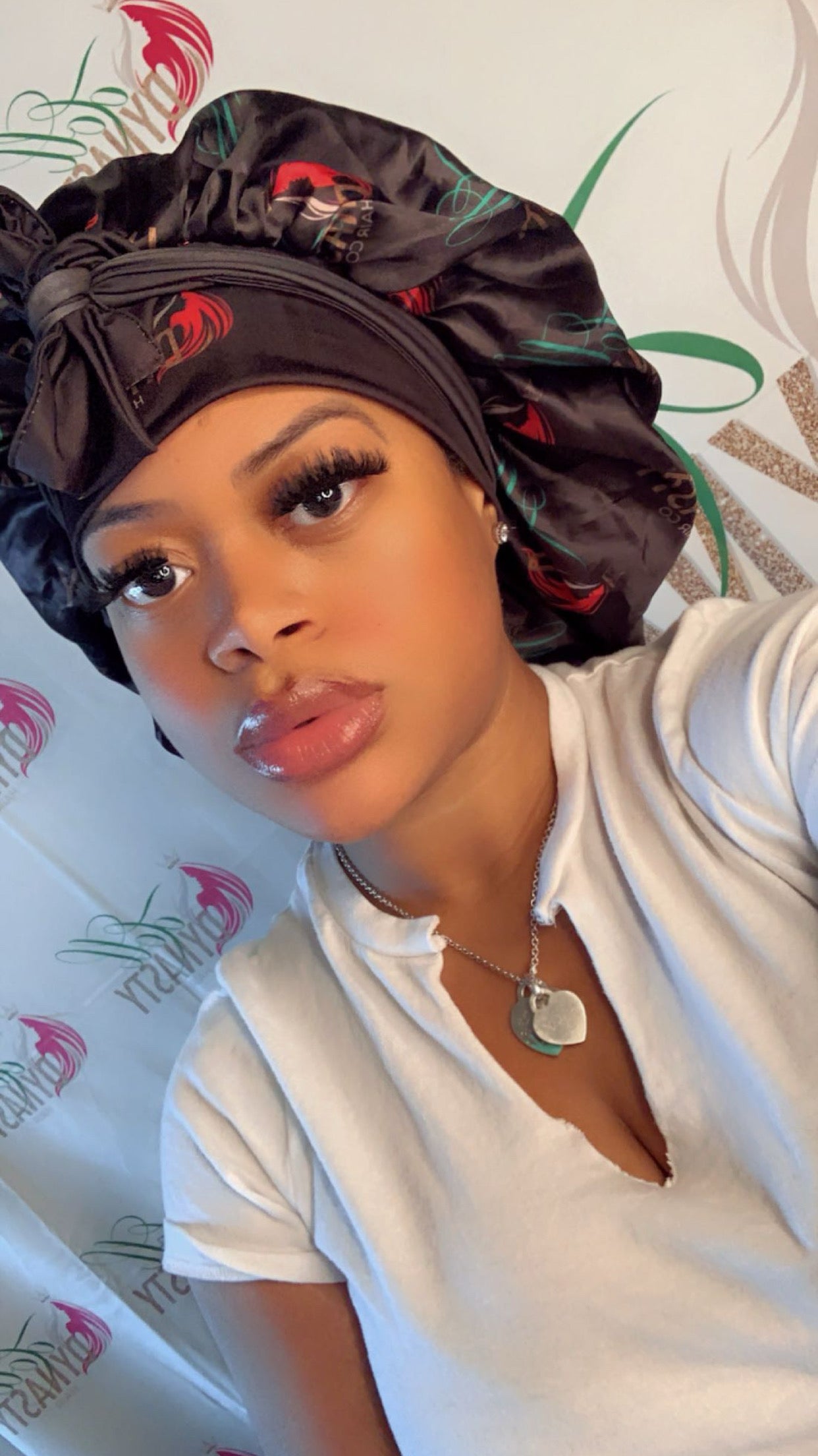 DYNASTY SILK BOW BONNET